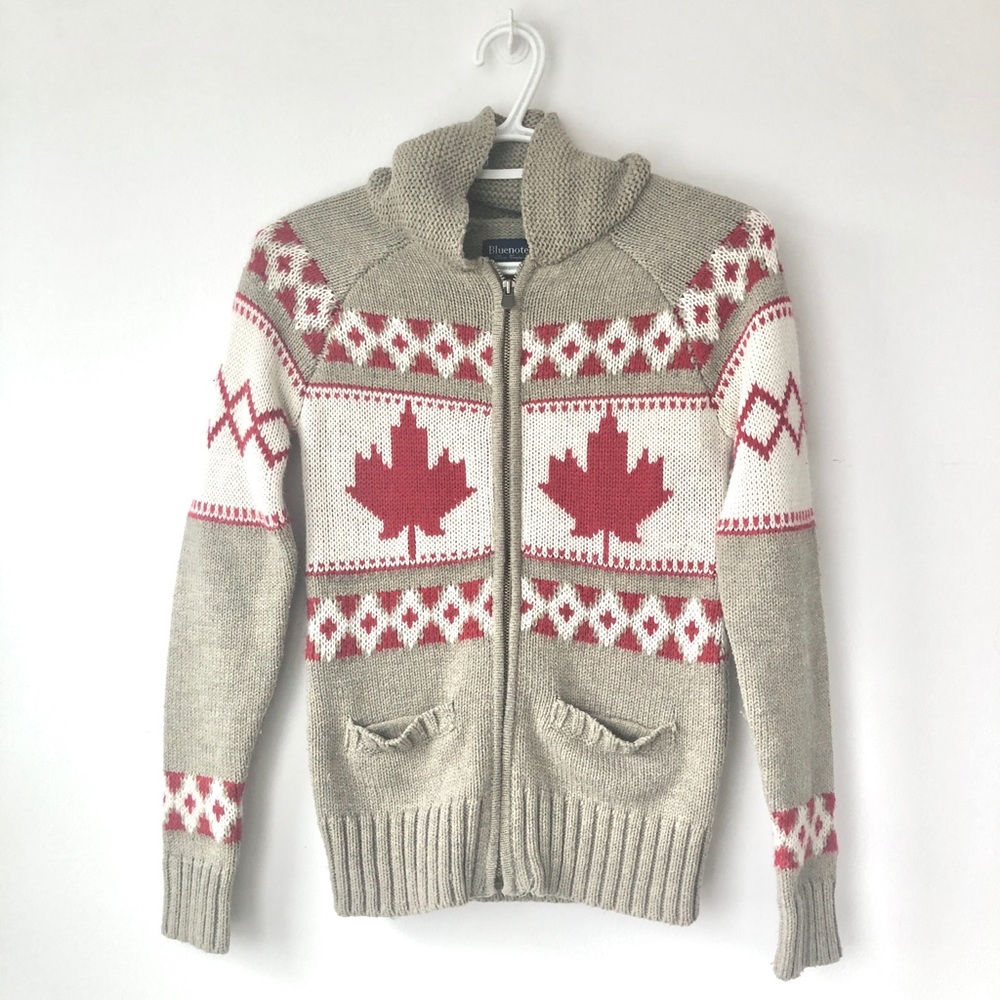 Canada Sweater